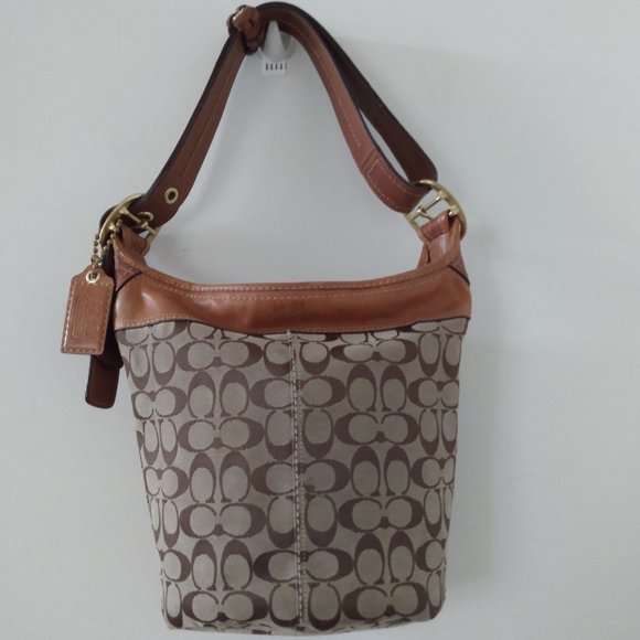 Coach Bleecker Signature Bucket - Picture 1 of 16